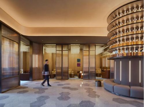 华住集团Q2财报亮眼 营业额同比增长97.8%，战略聚焦与文化创意融合助推业绩