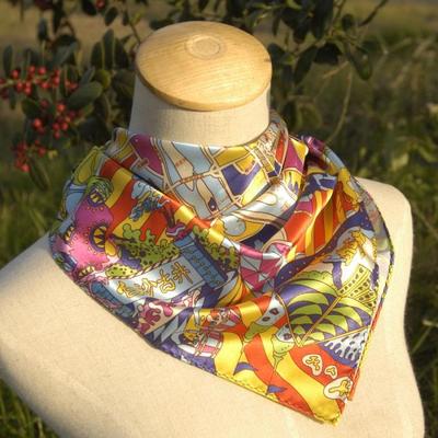 湘江风韵，丝巾传情 长沙手绘地图丝巾的文化创意之旅